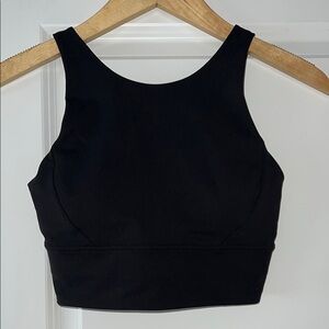 Lululemon crop top / sports bra